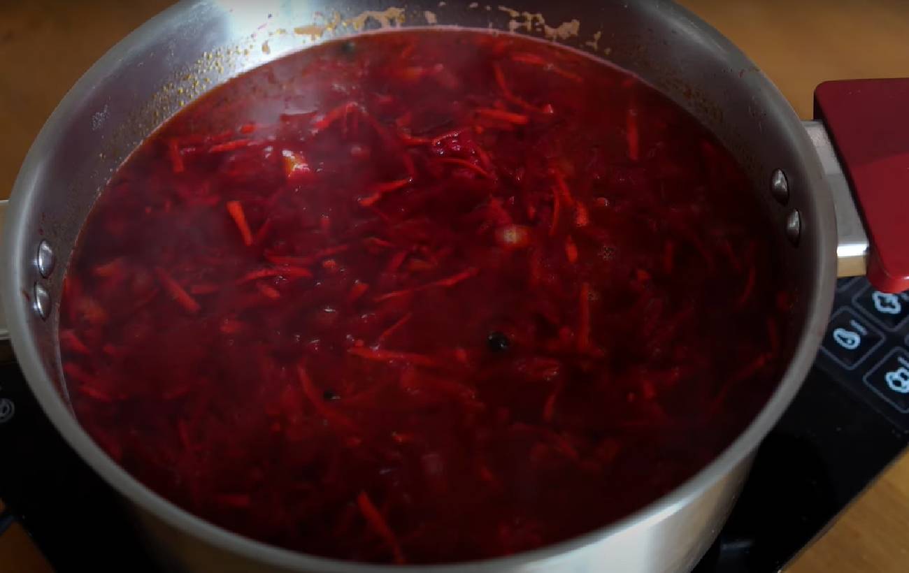 Борщ з вушками: рецепт пісної страви на Святвечір